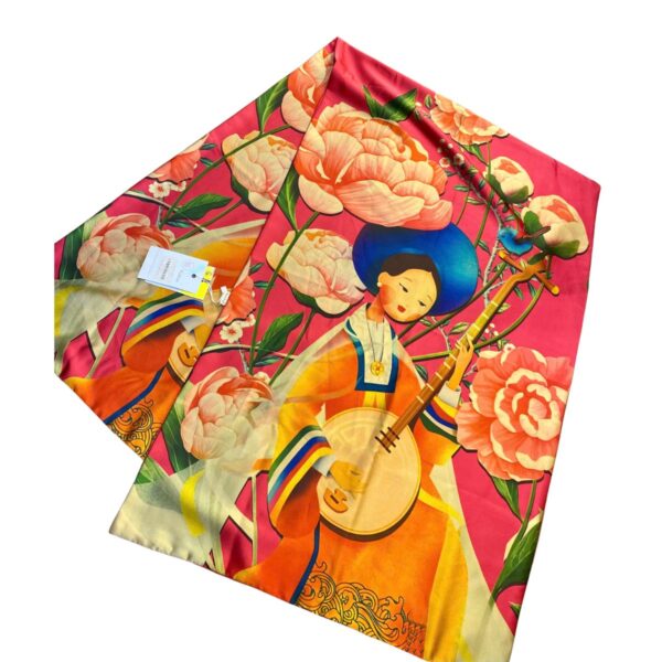 silk scarves for women with traditional vietnamese motifs "traditional girl"